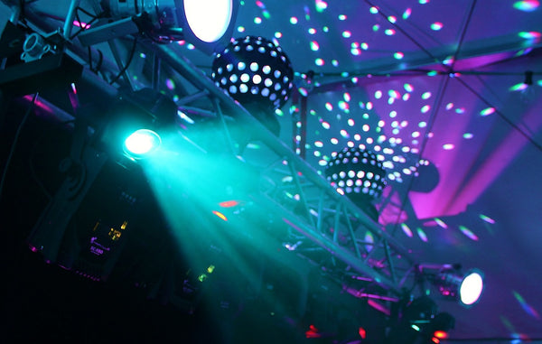 Savvy Djs Do Lights